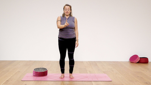 Video thumbnail for: Reset your head - nourish and relax