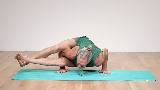 Video thumbnail for: Combining strength and balance with contentment
