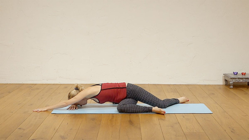 Video thumbnail for: Flow to energise and relax