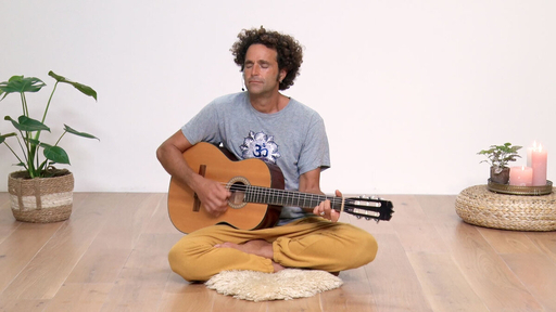 Video thumbnail for: Govinda Narayana Mantra chanting