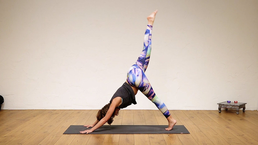 Video thumbnail for: Surya Namaskar: step back