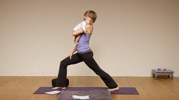 Video thumbnail for: Doing yoga while rocking your baby