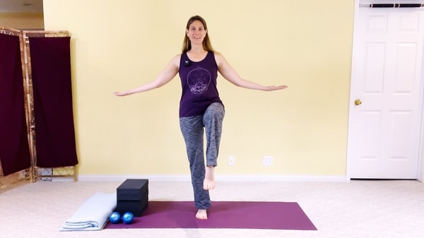 Video thumbnail for: Myofascial yoga: Balance and mindful self-care