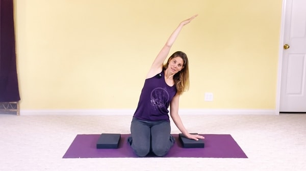 Video thumbnail for: Myofascial yoga: Mindful micro movement flow