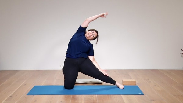 Video thumbnail for: Functional yoga - the torso