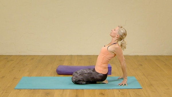 Video thumbnail for: Yoga to lift your mood