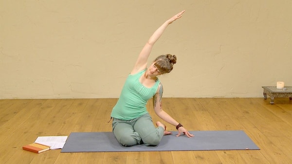 Video thumbnail for: Yoga for Women, Full Moon practice