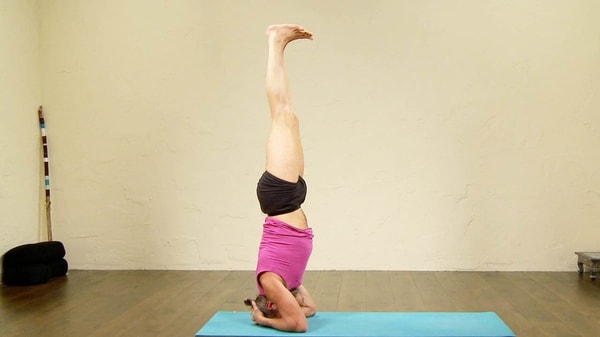 Video thumbnail for: Full Headstand, straight legs and holding the posture