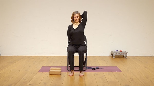 Video thumbnail for: 20 minute chair yoga