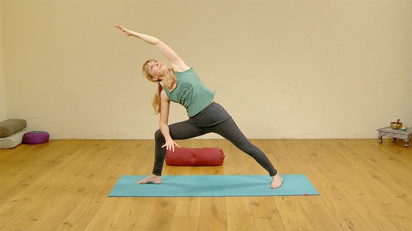 Video thumbnail for: Wake up Vinyasa 1