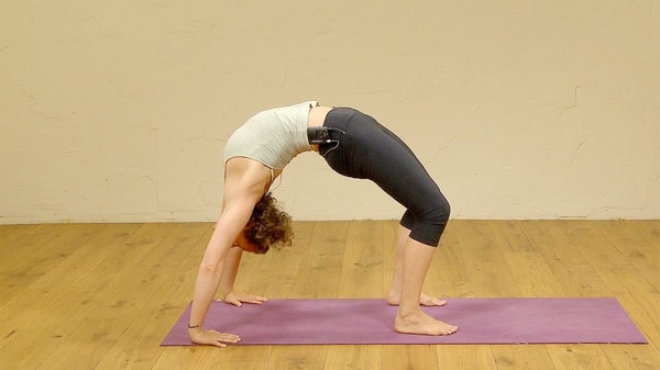 Video thumbnail for: No frills Backbend class
