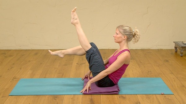 Video thumbnail for: Gentle strengthening of the Core