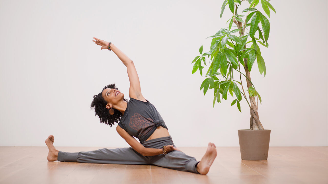 Working on your balance - Ekhart Yoga